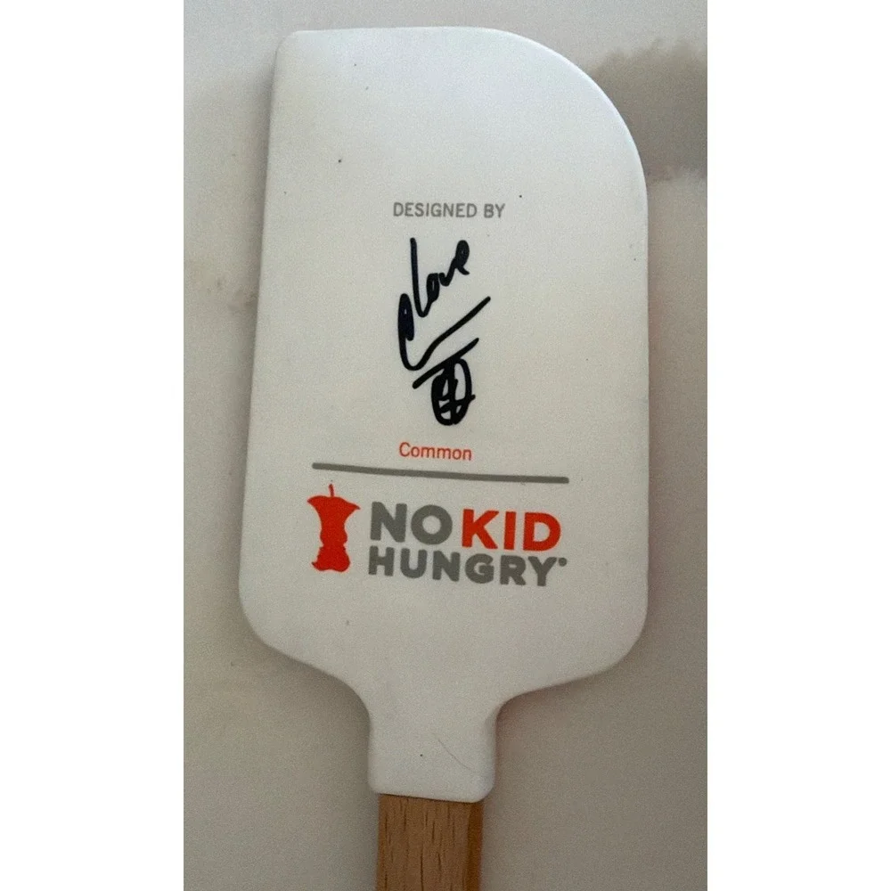 Williams Sonoma No Kid Hungry Tools For Change Common Auto Silicone Wood Spatula